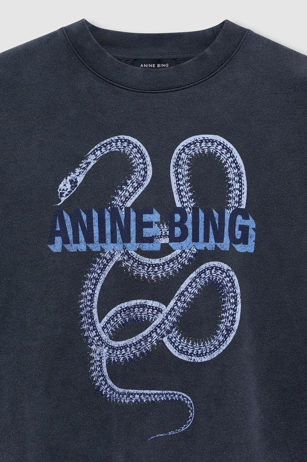 Harvey Crew Sweatshirt Snake - Washed Black - Image 4