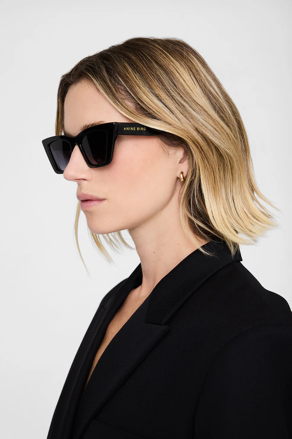 Lille Sunglasses - Black - Image 4